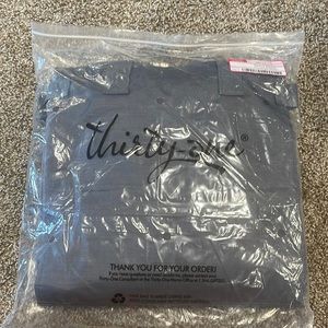 NWT Thirty-one Stadium Blanket